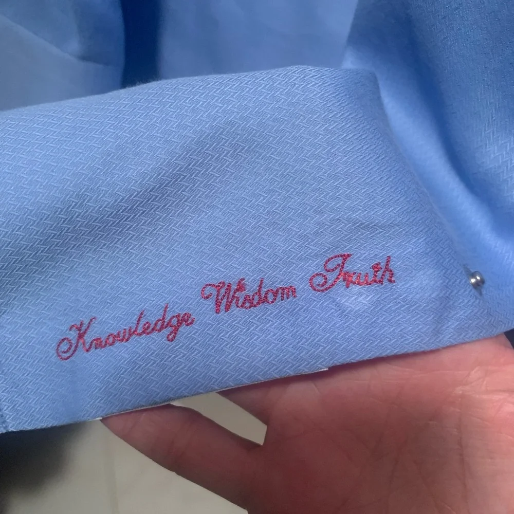 Robert Graham Dress Shirt - Picture 3 of 9